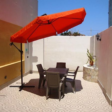 Casa Vacanze Spadafora Bagian luar foto